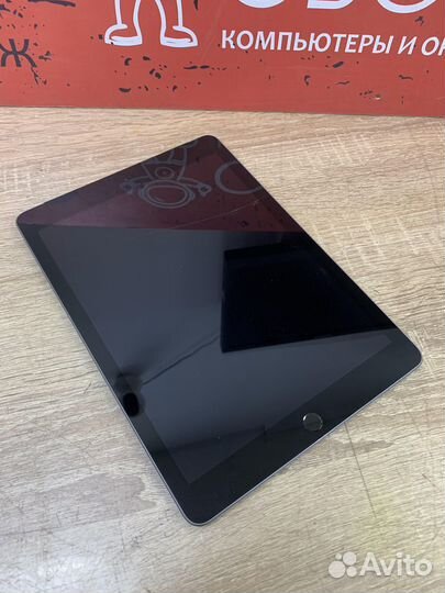 Планшет iPad 6th поколения A1954 32Gb Wi-Fi+Sim