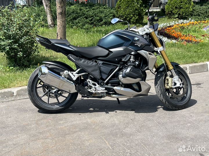 BMW R1250R