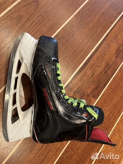 Хоккейные коньки bauer vapor 1x le