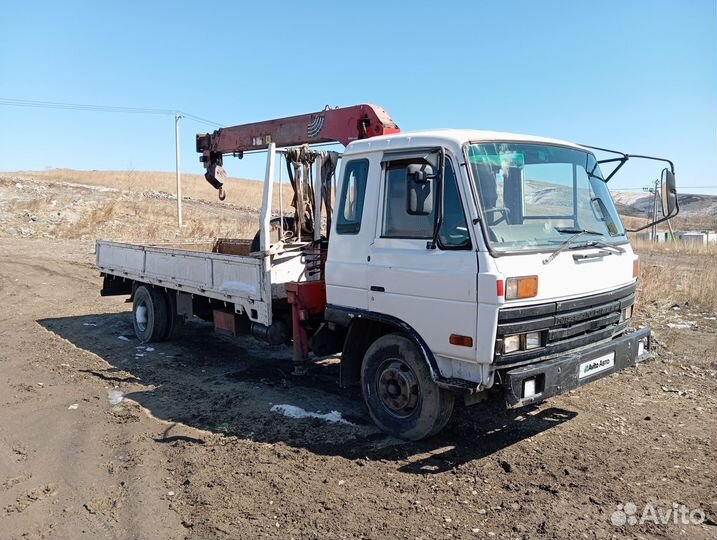 Nissan Diesel с КМУ, 1992