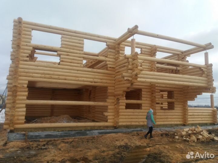 Бригада строителей деревянных домов