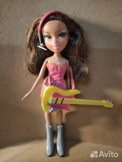 Кукла Bratz Жасмин Neon Pop Divaz