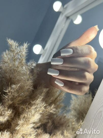 Маникюр с покрытием, наращивание