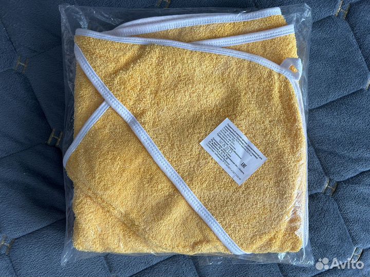 Новое детское полотенце-уголок +варежка