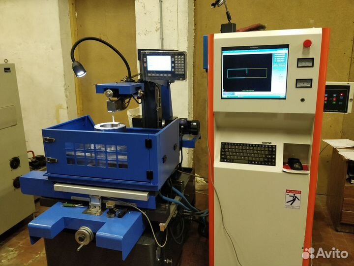 Электроэрозионный вырезной станок