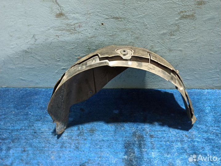 Подкрылок задний левый Range Rover Sport L320