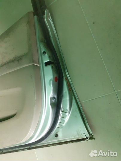 Дверь передняя правая Toyota Nadia SXN10 1azfse