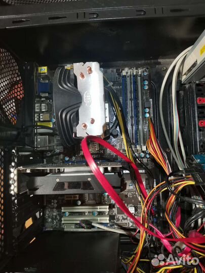 Материнская плата(с процессором и оперативкой)