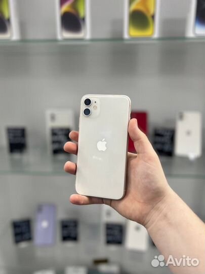 iPhone 11, 64 ГБ