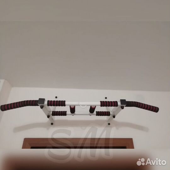 Турник настенный усиленный белый