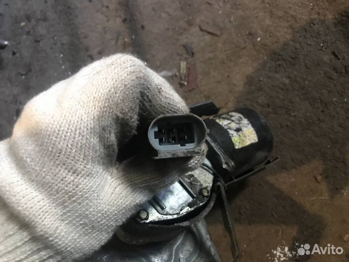 Трапеция стеклоочистителей Renault megan 1 в сборе