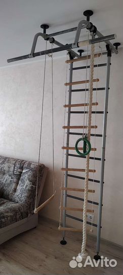 Шведская стенка с турником