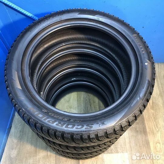 Pirelli Scorpion Ice Zero 2 235/50 R19