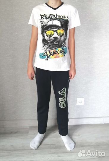 Спортивный костюм для мальчика 146-152