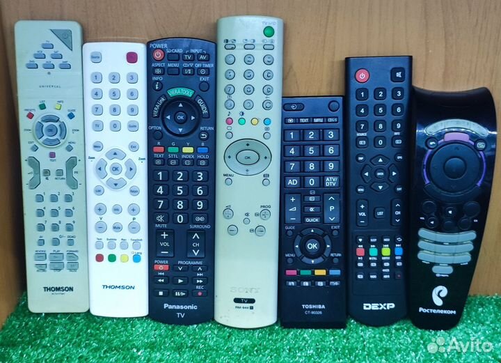 Пульт для телевизора, приставки, аккустики, пду