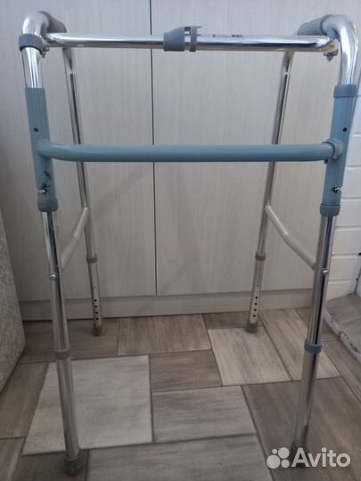 Ходунки для взрослых инвалидов