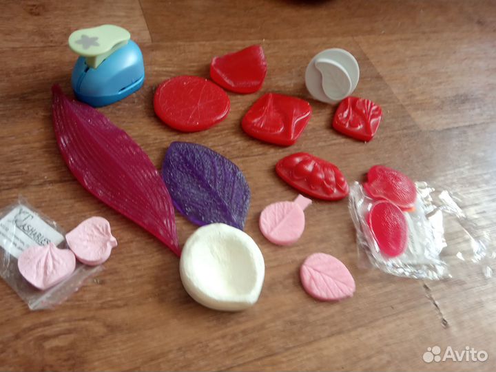 Фоамиран в подарок +Набор Молды для цветов