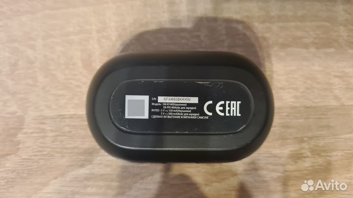 Беспрводные наушники Samsung Gear IconX