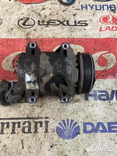 Компрессор системы кондиционирования передний