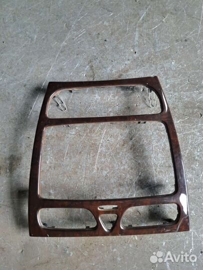 Центральная консоль Mercedes W203