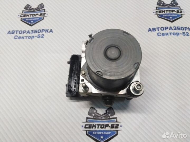 Блок ABS (насос) Nissan Qashqai J10