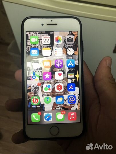 Телефон iPhone 7