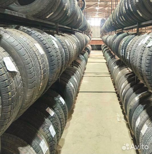 Kumho I'Zen KW31 235/55 R17 98Q