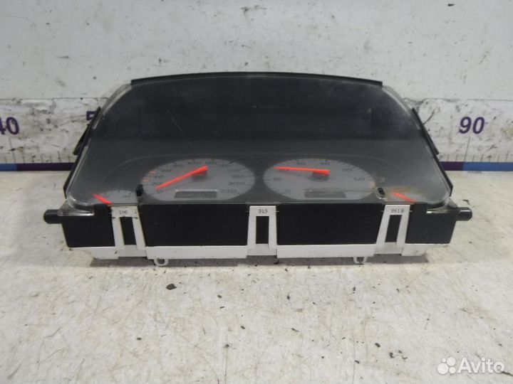 Панель приборов VW Golf III