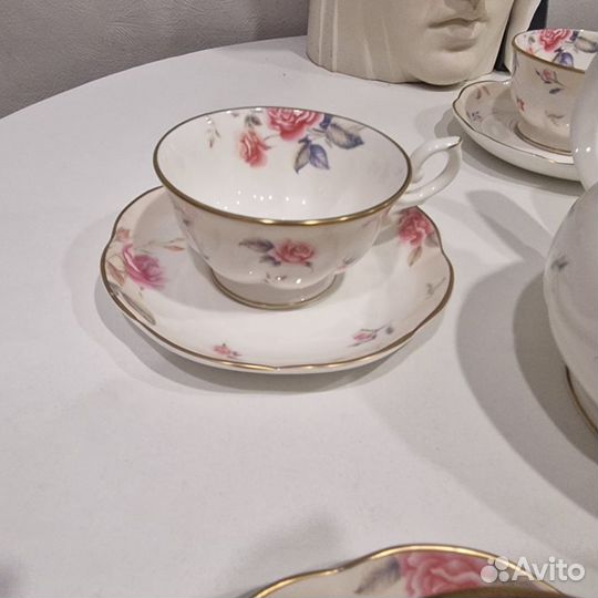 Сервиз чайный Royal bone china