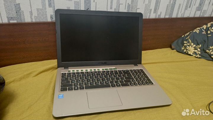 Ноутбук Asus core i3 5005u