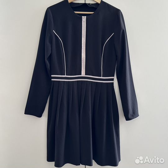 Платье классическое