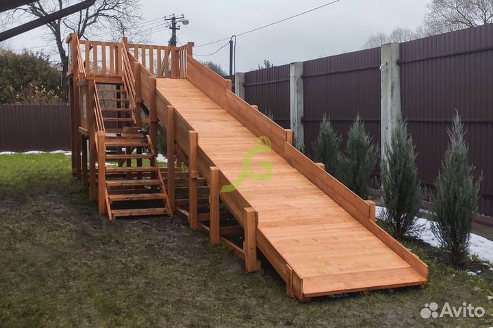 Зимняя деревянная горка Snow Fox, скат 8 м