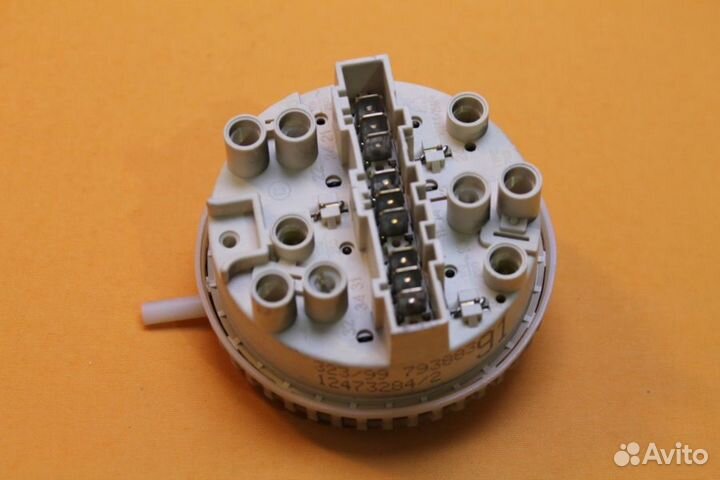 Прессостат Electrolux, Zanussi, AEG 1247328402 бу