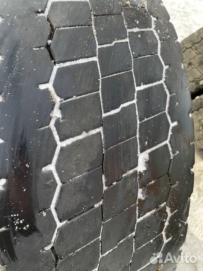 Грузовая шина бу 295 80 22.5 Kama