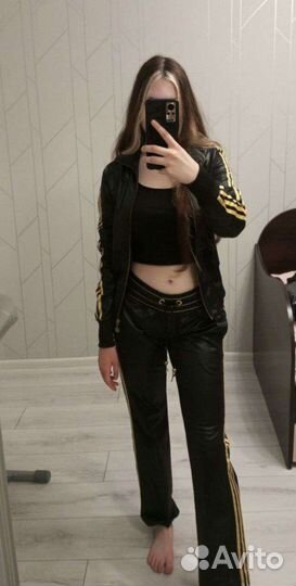 Спортивный костюм