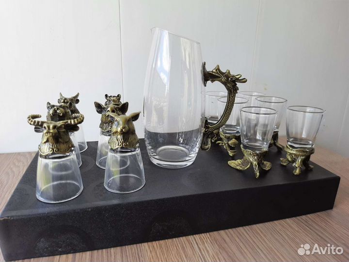 Стопки перевёртыши 12 шт и кувшин. Новые