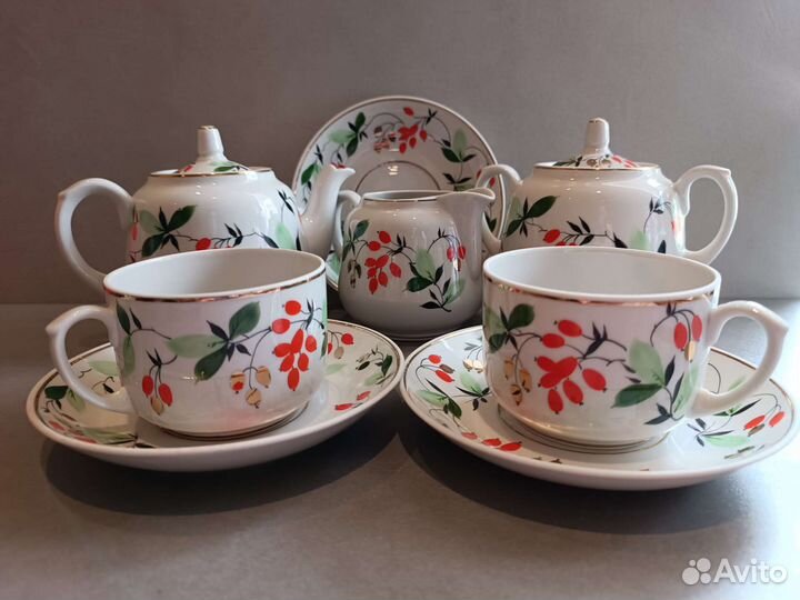 Чайный сервиз барбарис (Кизил) СССР
