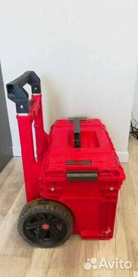 Ящик для инструмента на колесах qbrick