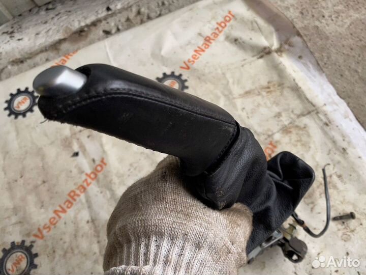 Ручник рычаг BMW E60 N52B25