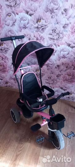 Трехколесный велосипед с родительской ручкой