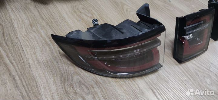 Задние фонари Discovery Sport L550