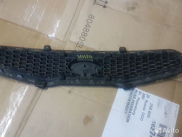 Решетка радиатора KIA picanto 2011