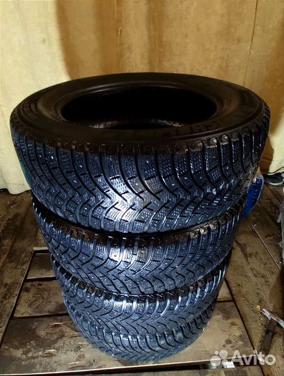 Michelin Latitude X-Ice North 2 225/65 R17