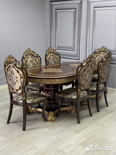Комплект стол и стулья. В наличии