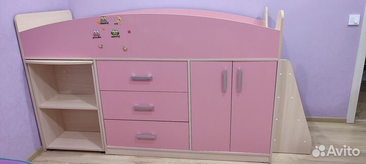 Детская кровать чердак со столом