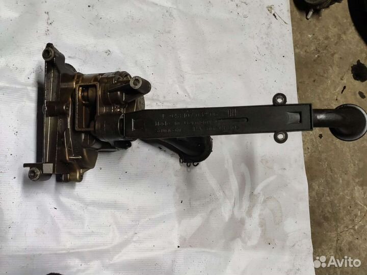 Масляный насос Порше Каен 4.5