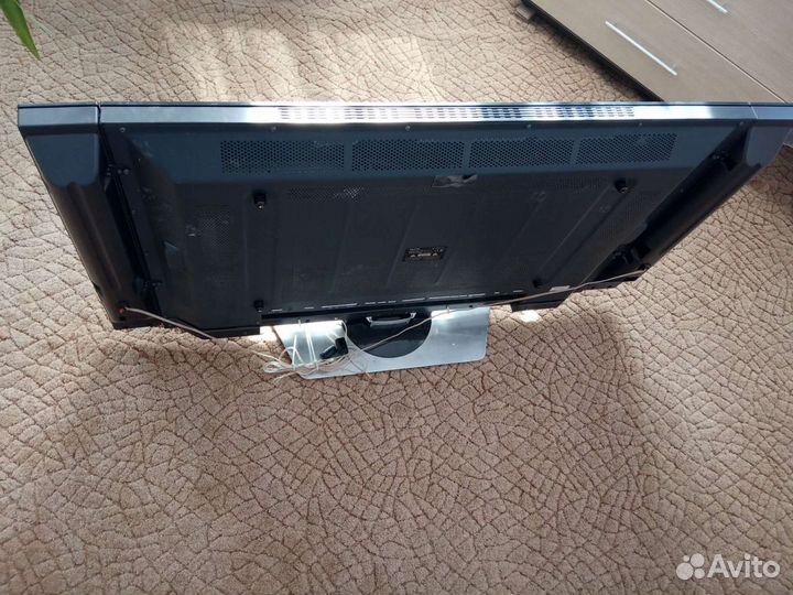 Телевизор 40 дюймов