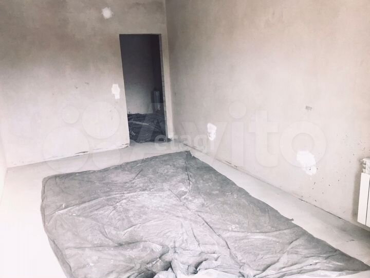 2-к. квартира, 71,3 м², 1/9 эт.