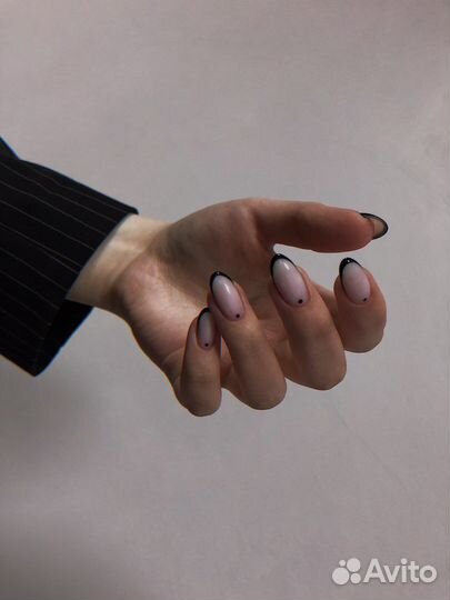 Маникюр