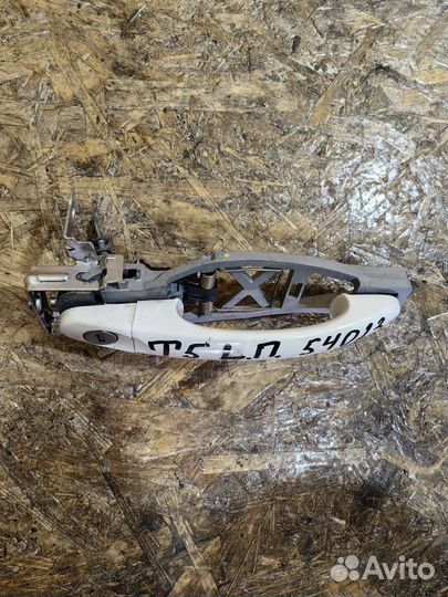 Ручка Двери Левая Передняя Мультивен Каравелла Т5